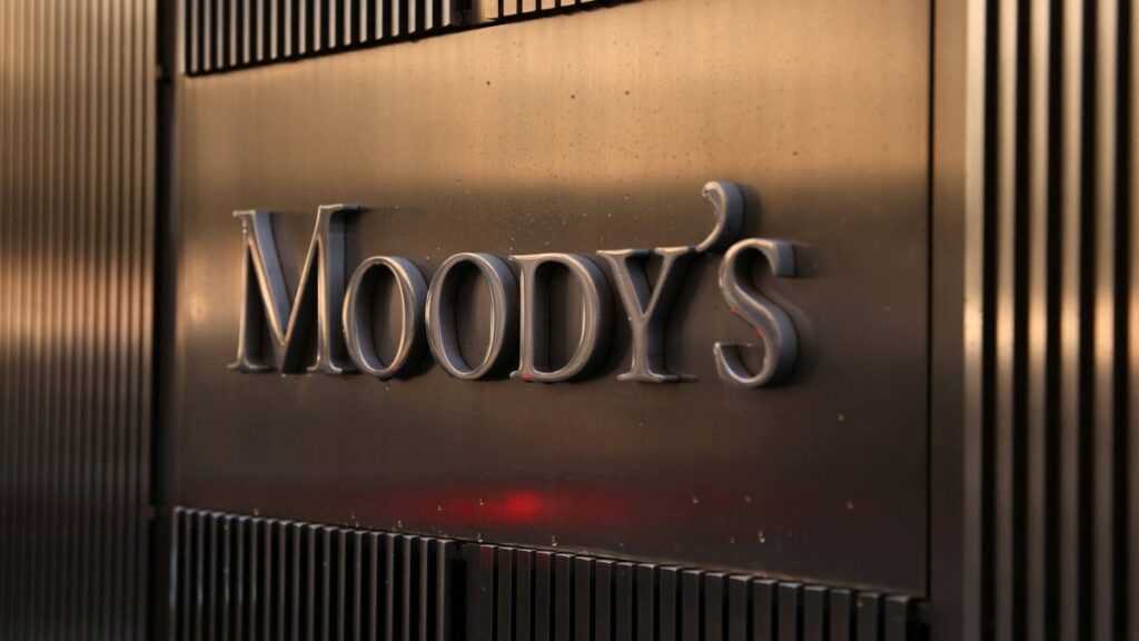 Signage is seen outside the Moody's Corporation headquarters in Manhattan, New York, U.S., Nov. 12, 2021. (Reuters Photo)
