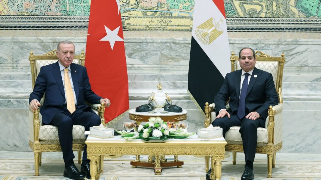 President Recep Tayyip Erdoğan and Abdel Fettah el-Sissi meet in Cairo, Dec. 19, 2024. (AA Photo)