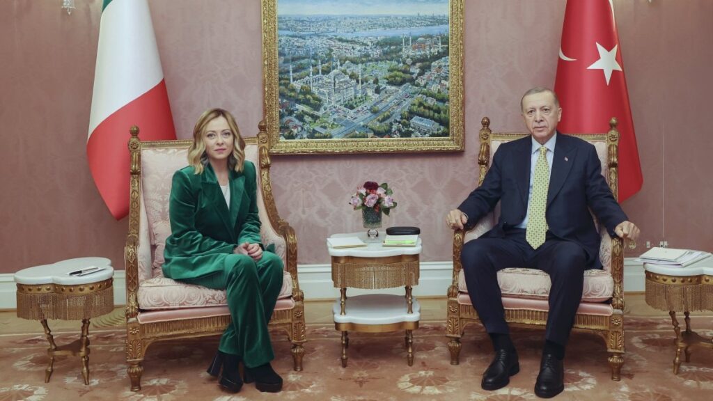 President Recep Tayyip Erdoğan poses for a photo with Italian Prime Minister Giorgia Meloni during their meeting, Istanbul, Türkiye, Jan. 20, 2024. (AP File Photo)