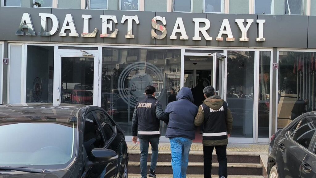 A captured FETÖ suspect is escorted to a courthouse, Balıkesir, western Türkiye, Jan. 8, 2025. (AA Photo)