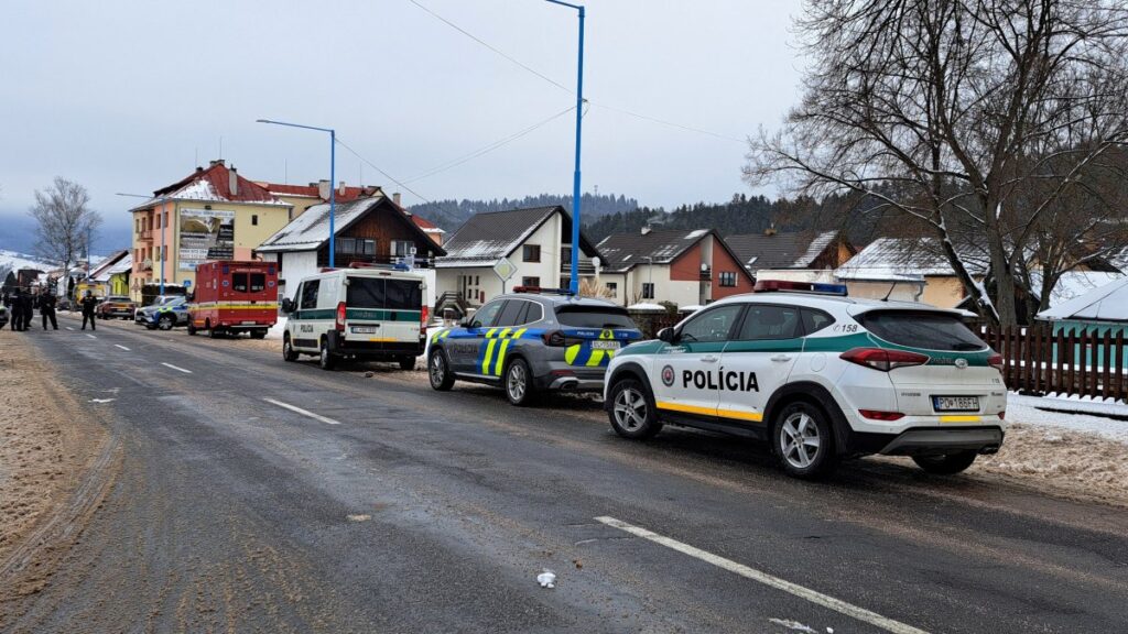 Police cars are parked near a school following a knife attack in the town of Spisska Stara Ves, Slovakia, Jan. 16, 2025. (Reuters Photo)