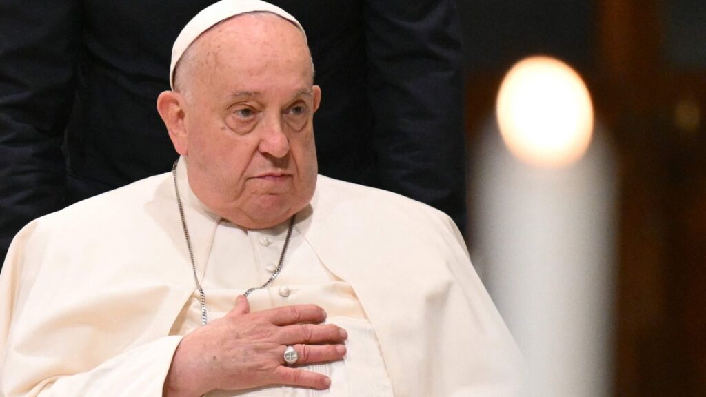 Pope Francis arrives at the Basilica of Saint John Lateran for a diocesan assembly, in Rome, Italy, Oct. 25, 2025. (AFP Photo)