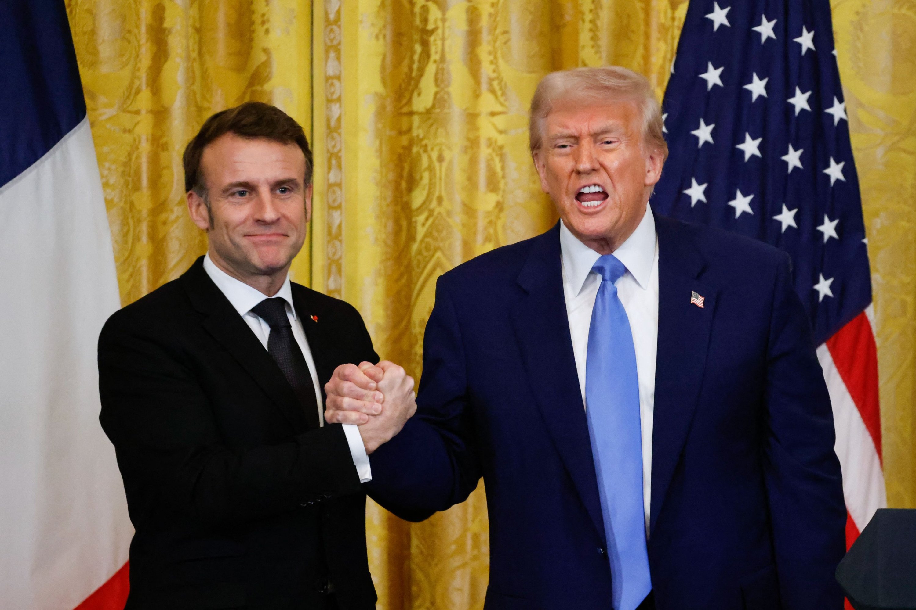 370143 U.S. President Donald Trump (R) meets with French President Emmanuel Macron in the Oval Office of the White House, Washington, D.C., U.S., Feb. 24, 2025. (AFP Photo)