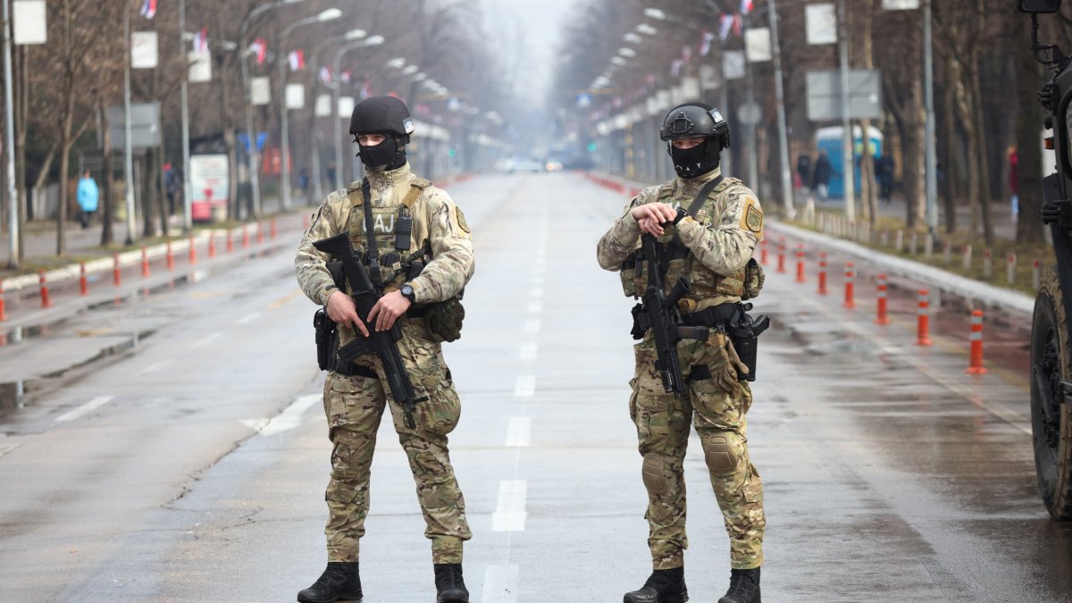 Bosnian Serb police forces secure an area during a protest in Banja Luka, Bosnia-Herzegovina, Feb.26, 2025. (Reuters Photo)