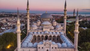 Süleymaniye Mosque is an Ottoman mosque in Istanbul, Türkiye. (Shutterstock Photo)