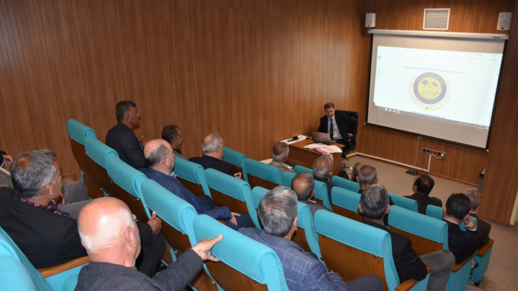 Elderly students attend classes at Şırnak University as part of the "60 Rejuvenation University Project," Şırnak, Türkiye, April 3, 2025. (AA Photo)
