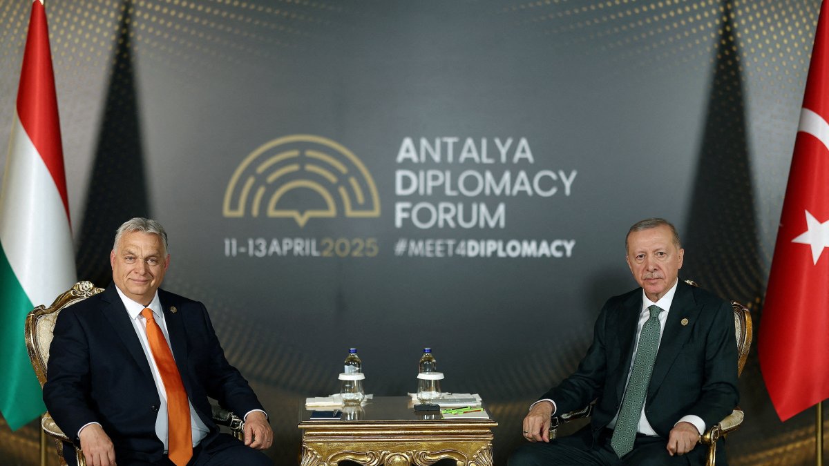 President Tayyip Erdoğan meets with Hungarian Prime Minister Victor Orban at Antalya Diplomacy Forum in Antalya, April 11, 2025. (Handout via Reuters)