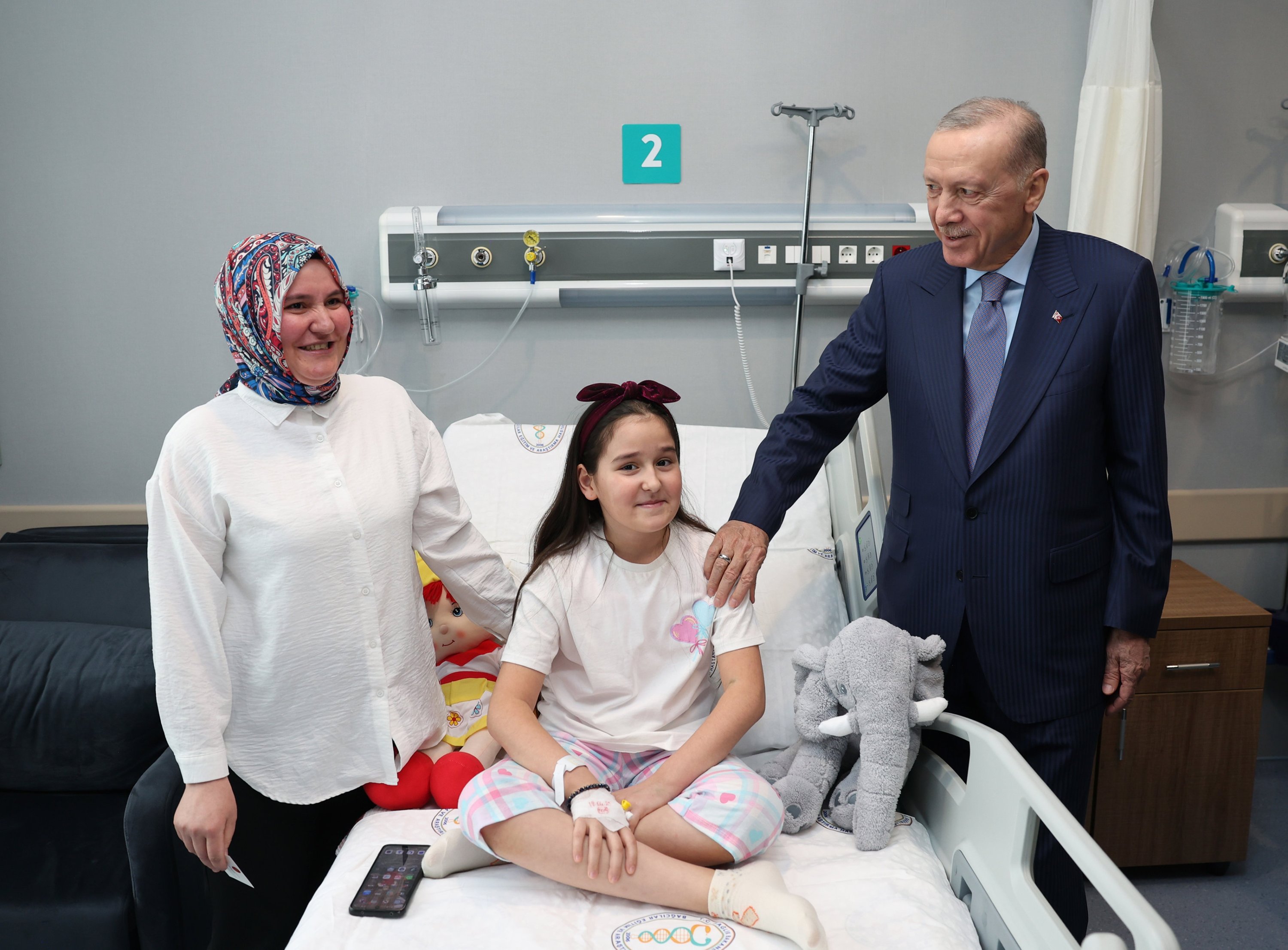 378359 President Recep Tayyip Erdoğan attends the opening ceremony of Bağcılar Women's and Children's Hospital, Istanbul, Türkiye, April 19, 2025. (AA Photo)