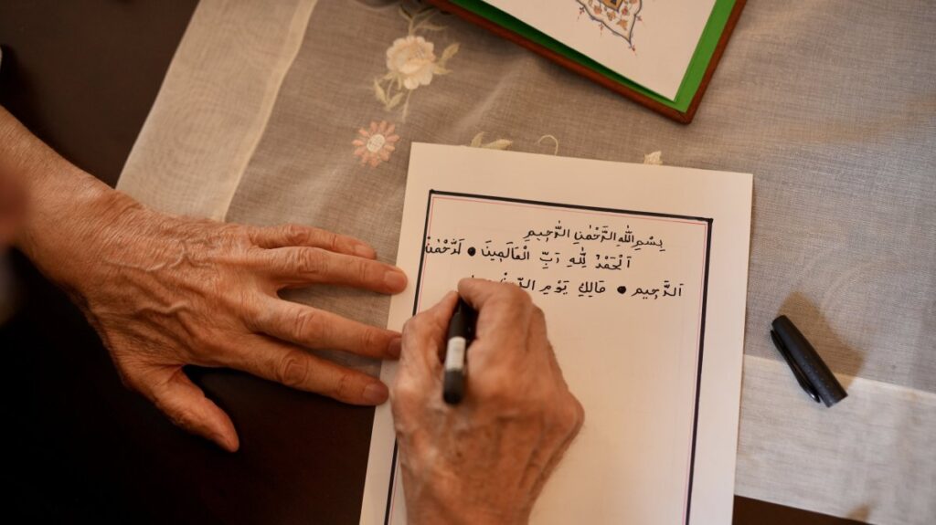 Hilmi Şehitoğlu, 84, handwrites the Quran after six years of dedication, Erzurum, Türkiye, March 20, 2025. (AA Photo)
