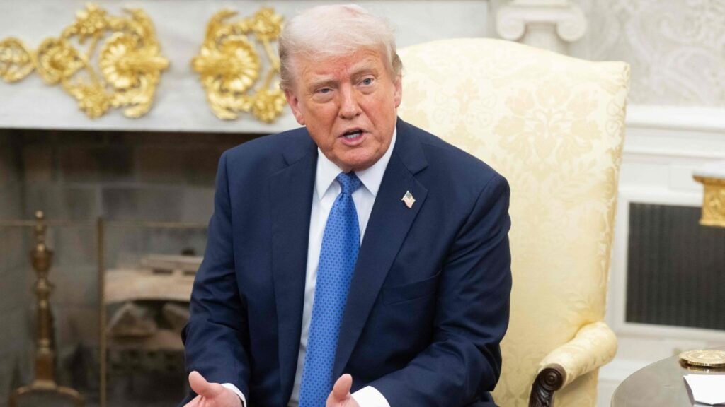US President Donald Trump speaks during a bilateral meeting with Prime Minister of Norway Jonas Gahr Store in the Oval Office of the White House in Washington, D.C., April 24, 2025. (AFP Photo)