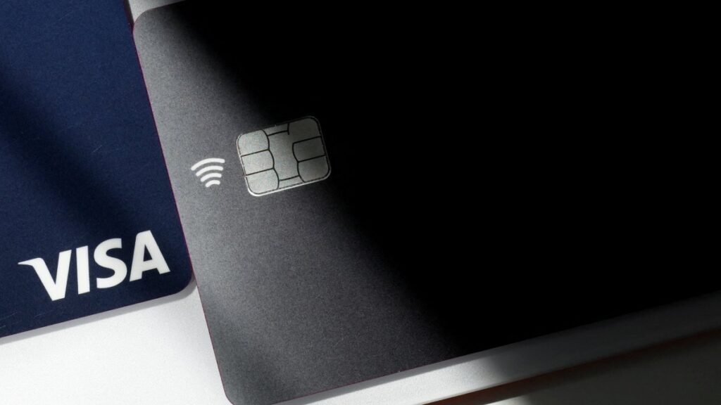Visa credit and debit cards are seen in this picture illustration taken on Aug. 2, 2022. (Reuters Photo)