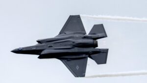 A Lockheed Martin F-35 fighter jet performs during the International Aerospace Exhibition ILA on the opening day at Schoenefeld Airport, Berlin, Germany June 5, 2024. (Reuters Photo)
