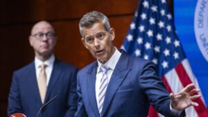U.S. Transportation Secretary Sean Duffy (R) speaks during a press conference to promote American drone production at the Department of Transportation, Washington, U.S., Aug. 5, 2025. (EPA Photo)