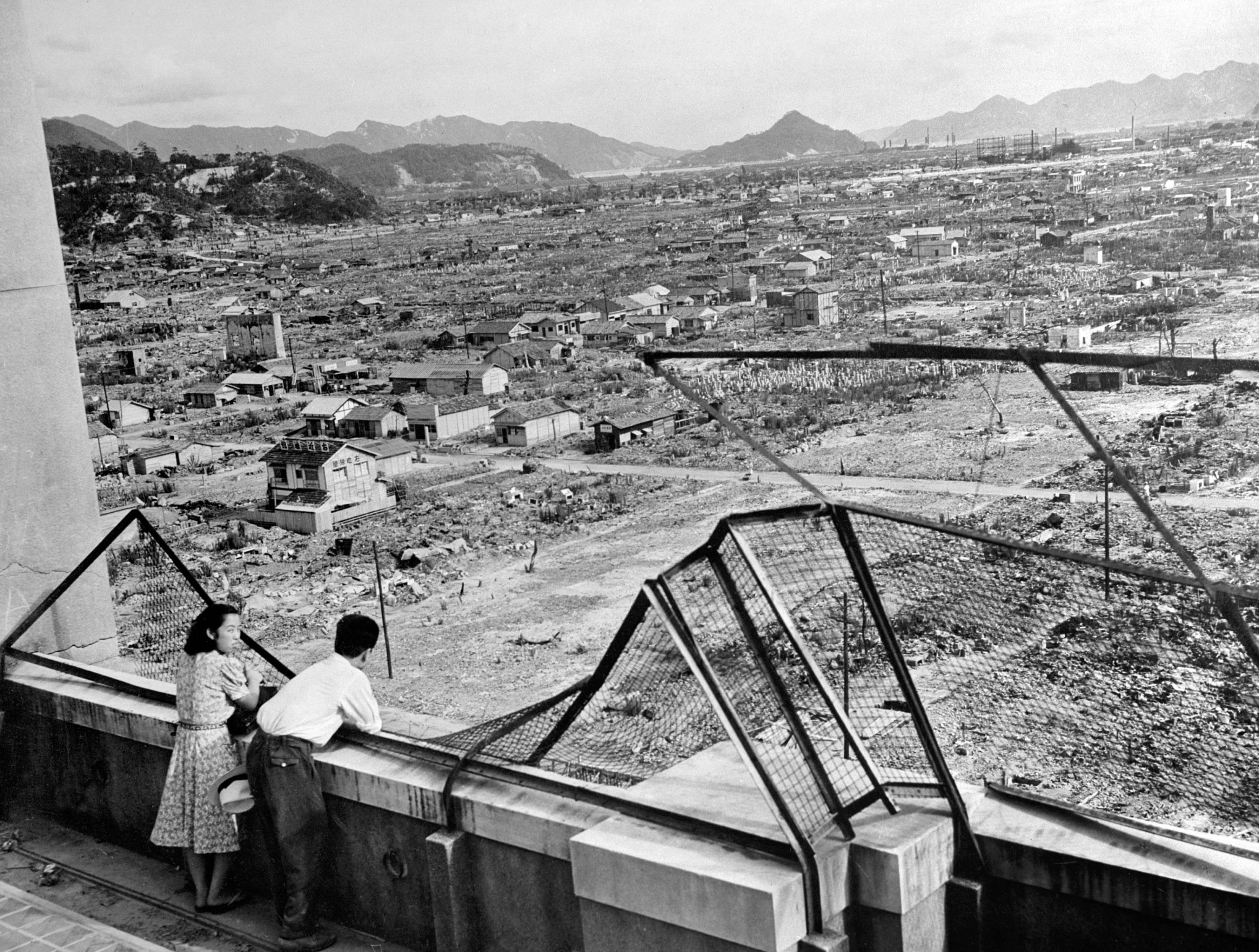 395572 A view of the devastated city of Hiroshima in Japan, three years after the first atomic bomb was dropped on the population, Hiroshima, Japan, 1948. (AFP Photo)