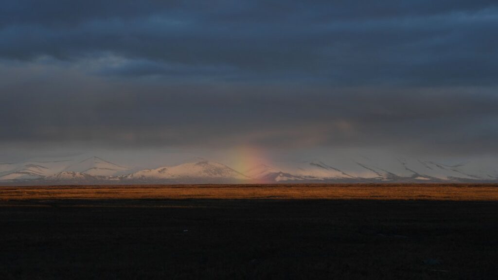 A rainbow is seen over the permafrost in the town of Quinhagak on the Yukon Delta, Alaska, U.S., April 12, 2019. (AFP Photo)