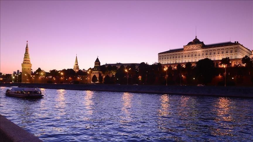Russia blacklists 333 Canadian citizens in retaliatory move