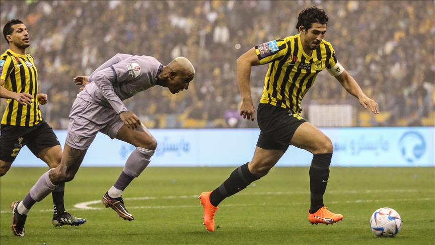 Brazilian attacking midfielder Talisca renews contract with Al-Nassr