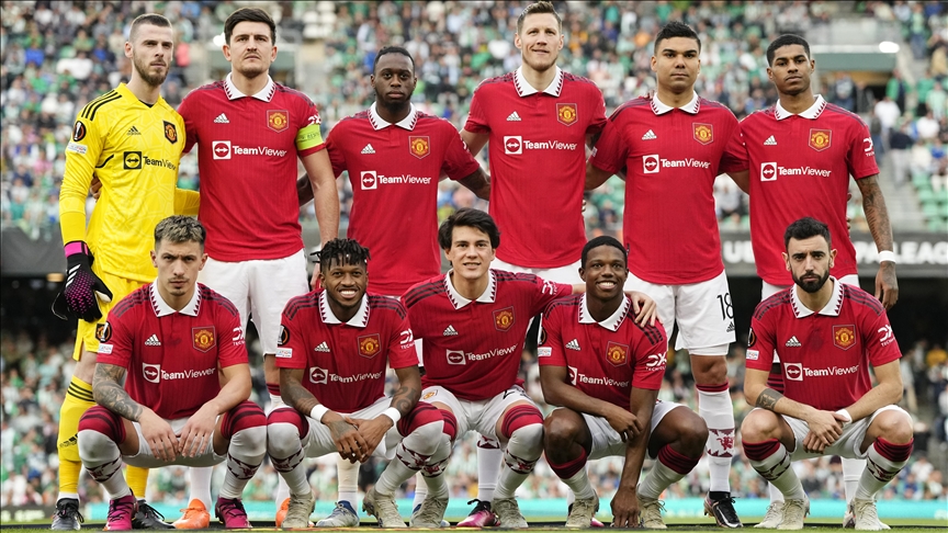 Manchester United held to 2-2 draw with Sevilla in Europa League quarterfinals