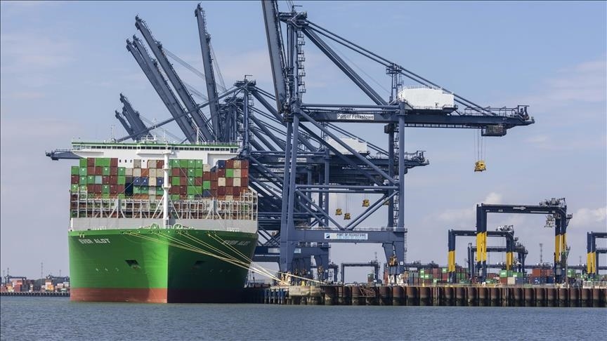 Global trade shifts to growth in Q1 but outlook for rest of year poor: UN trade group